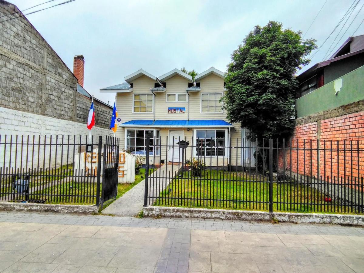 Refugio Bulnes Hostel Puerto Natales Esterno foto